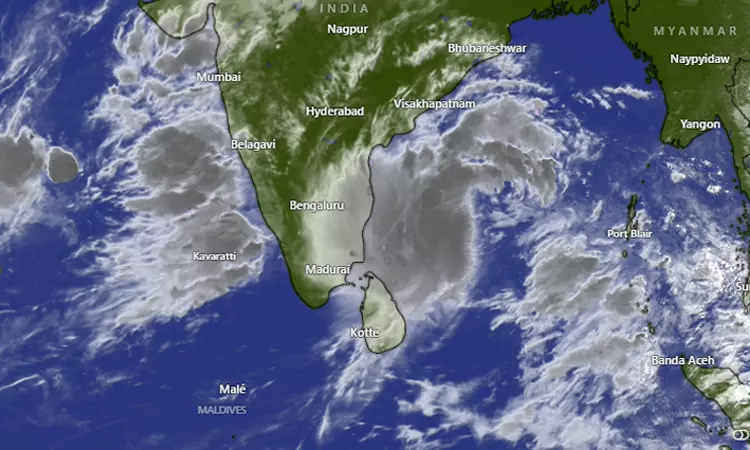 புயல் அடுத்த 12 மணிநேரத்தில்