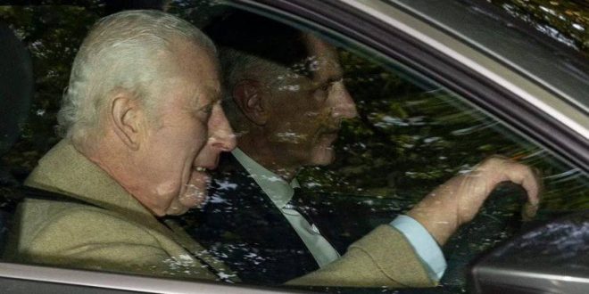 அரச பட்டங்கள் பறிப்பு