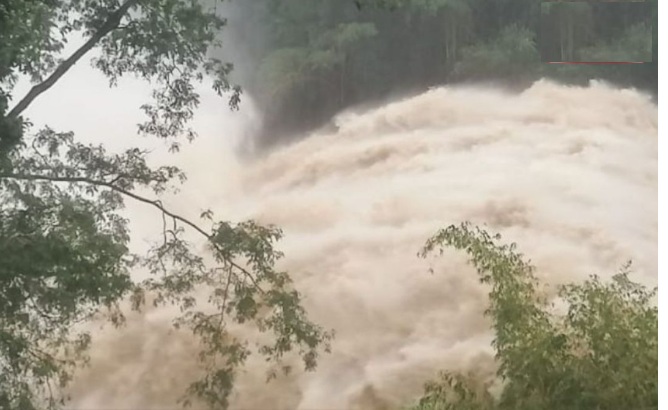 அபாயகர வெள்ள நிலைமை