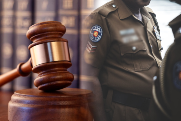 சுன்னாகம் பொலிஸ் உத்தியோகத்தர்கள் இருவர் பணியிடை நீக்கம்!