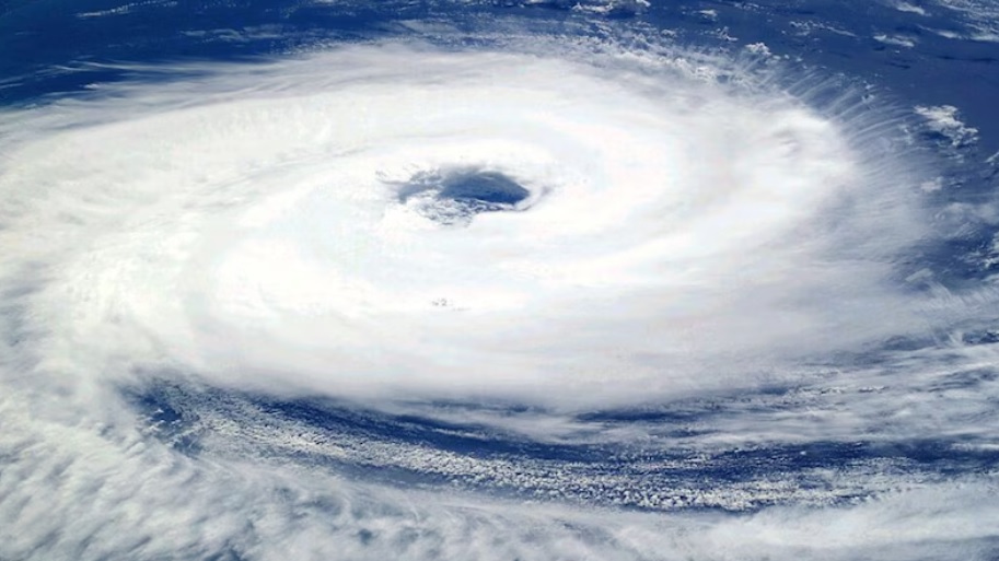 சென்யார் புயல்