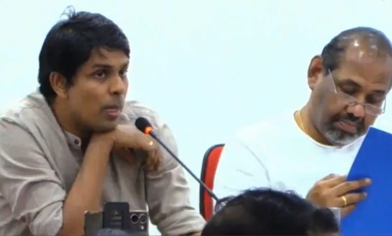 பிரதிநிதிகள்